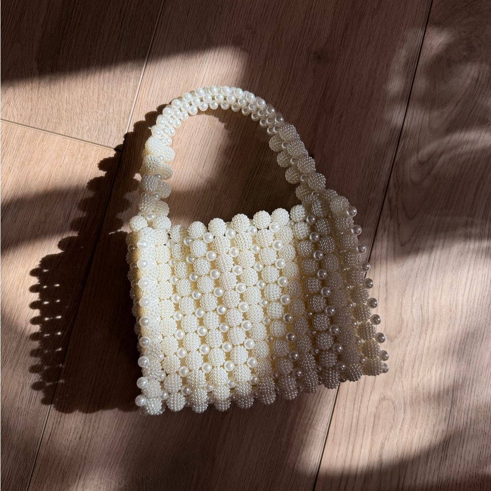 JE AMIE Beaded Pearl Mini Bag EUC
